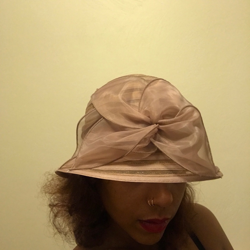 Hat - Picture 2 of 4